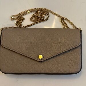 Louis Vuitton Beige Crossbody Bag with Gold Chain